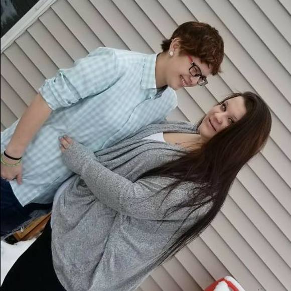 Meet your Posher, Rachael - Picture 1 of 1